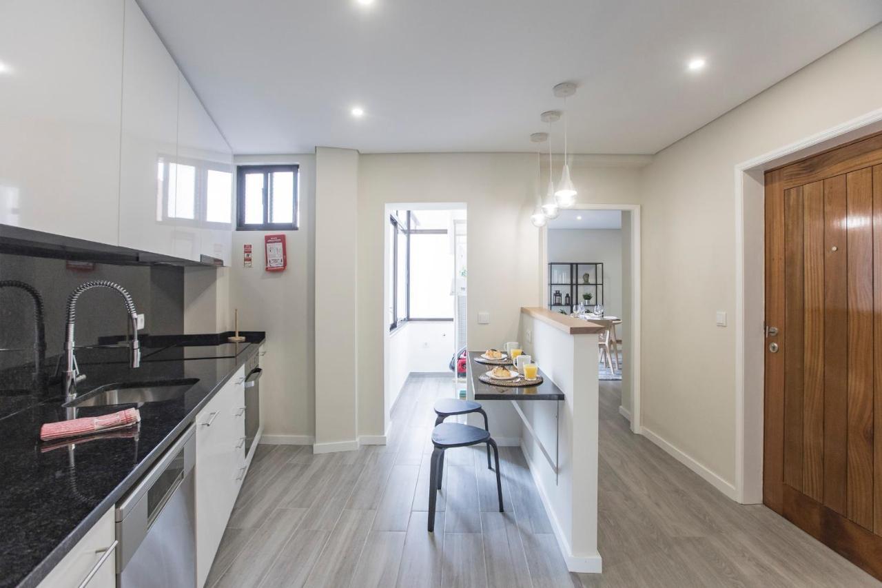 2Br Flat W/ Ac & Great Views By Lovelystay Vila Nova de Gaia Extérieur photo